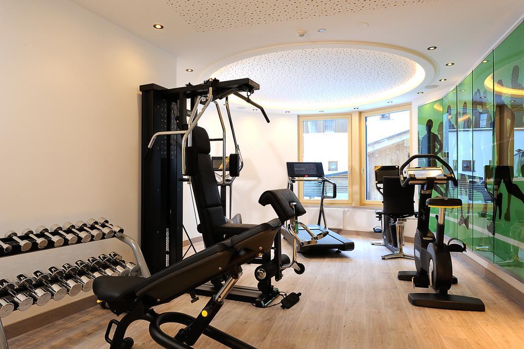 Alpenhotel Ischglerhof Екстер'єр фото